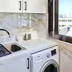 7-modern Center With Sea View! Apartamento *