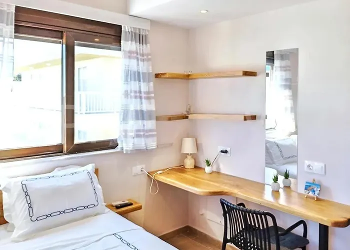 7-modern Center With Sea View!